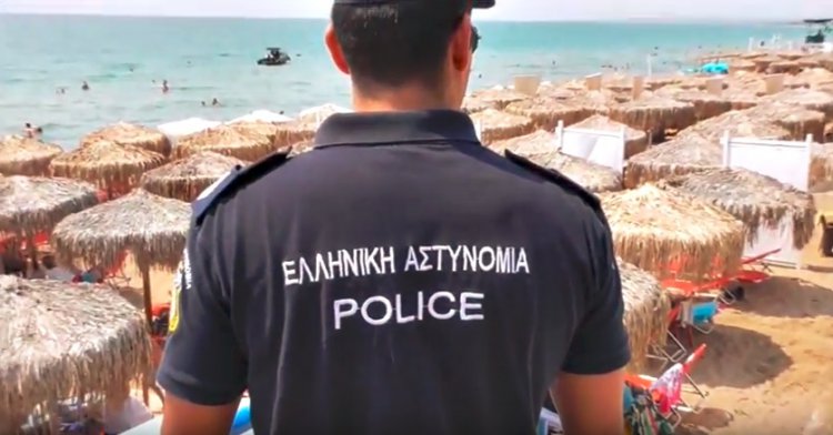Beach Encroachment Crackdown: Εντατικοί έλεγχοι της ΕΛ.ΑΣ. για τη χρήση του αιγιαλού, στο Νότιο Αιγαίο! Έξι συλλήψεις σε Μύκονο & Ρόδο, για αυθαίρετη κατάληψη αιγιαλού!