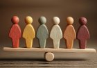 Volatile Electorate: Προβληματίζει ο αριθμός των αναποφάσιστων! Χωρίς ισχυρούς δεσμούς με τα κόμματα!
