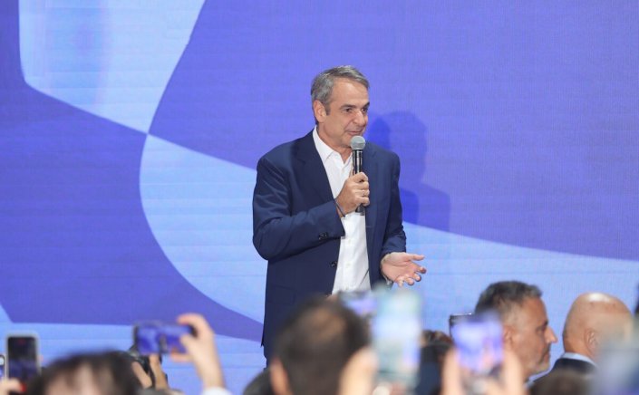 Mitsotakis ND Anniversary Speech: 52α γενέθλια της ΝΔ! Πήχης πάνω από 40% για τη ΝΔ το 2027 - «Θα διαψεύσουμε όσους δεν πιστεύουν ότι μπορούμε ξανά» [Video]