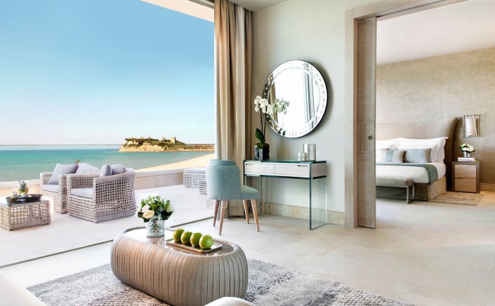 Luxury Boom vs Infrastructure Deficit: Σε σταυροδρόμι το Ελληνικό Τουριστικό μοντέλο! Επενδύσεις 5 δισ με στροφή στα 5άστερα & έλλειψη υποδομών!