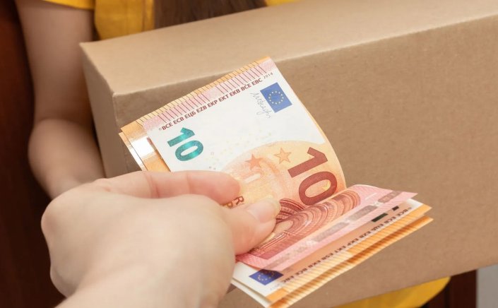 Policy Rollback: Policy Rollback: Αντικαταβολές! Αποσύρθηκε η διάταξη για υποχρεωτικές ηλεκτρονικές πληρωμές σε courier!