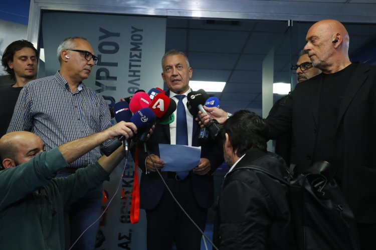 Γιάννης Βρούτσης: Εκλογές στην ΕΟΚ το ταχύτερο δυνατό, με «νέα καθαρή εντολή των σωματείων» - «Όλοι μαζί πρέπει να κλείσουμε αυτή την πληγή»